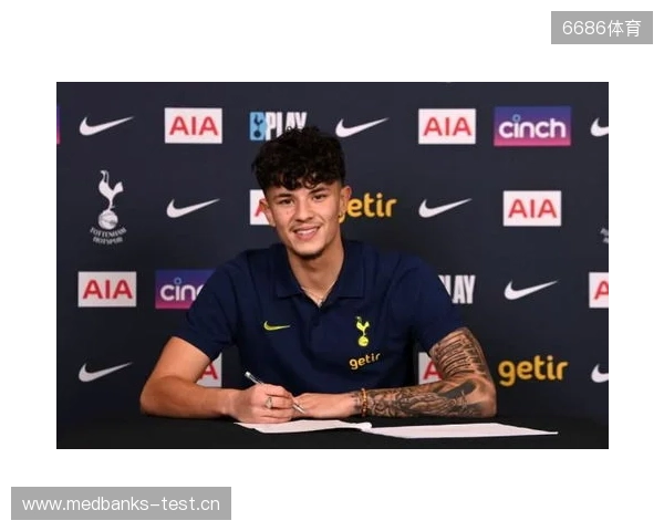 官方:泰国归化21岁切尔西青训出身的球员苏瑟普-贝尔 官方:泰国归化21岁切尔西青训出身的球员苏瑟普-贝尔